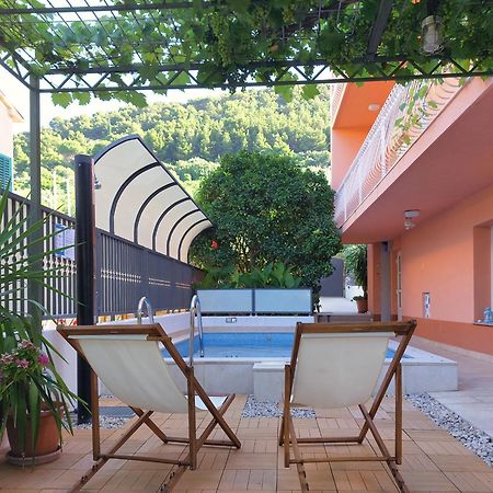 Poolside Paradise - A Hidden Gem In Split Eksteriør bilde